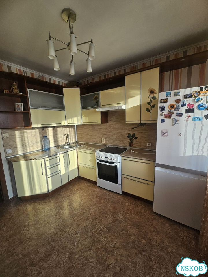 2-к. квартира, 58 м², 7/17 эт. фото 1