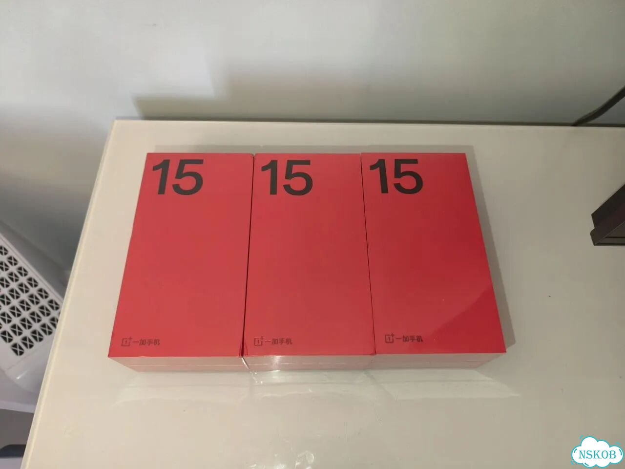 OnePlus 15, 12/256 ГБ, 2 SIM фото 1