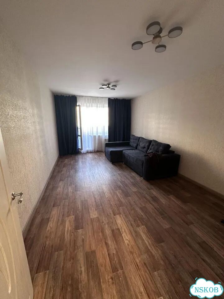 1-к. квартира, 48,5 м², 3/10 эт. фото 2