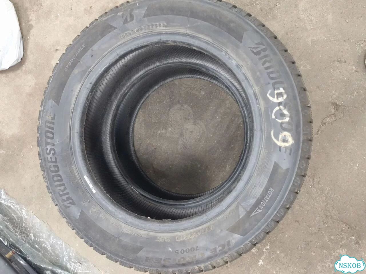 Bridgestone Ice Cruiser 7000S 195/60 R15 88T фото 1