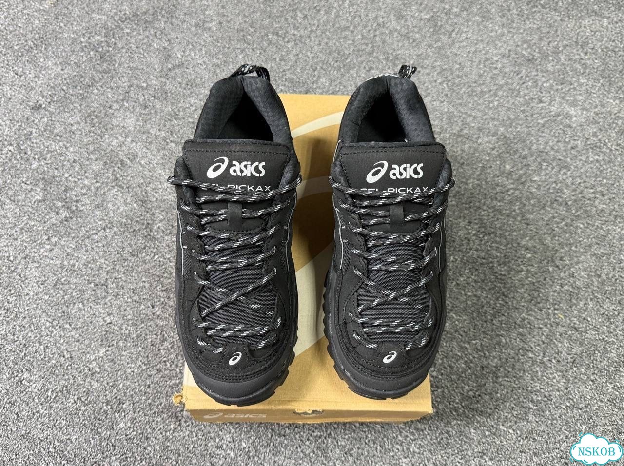Кроссовки Asics Gel Pickax black фото 2
