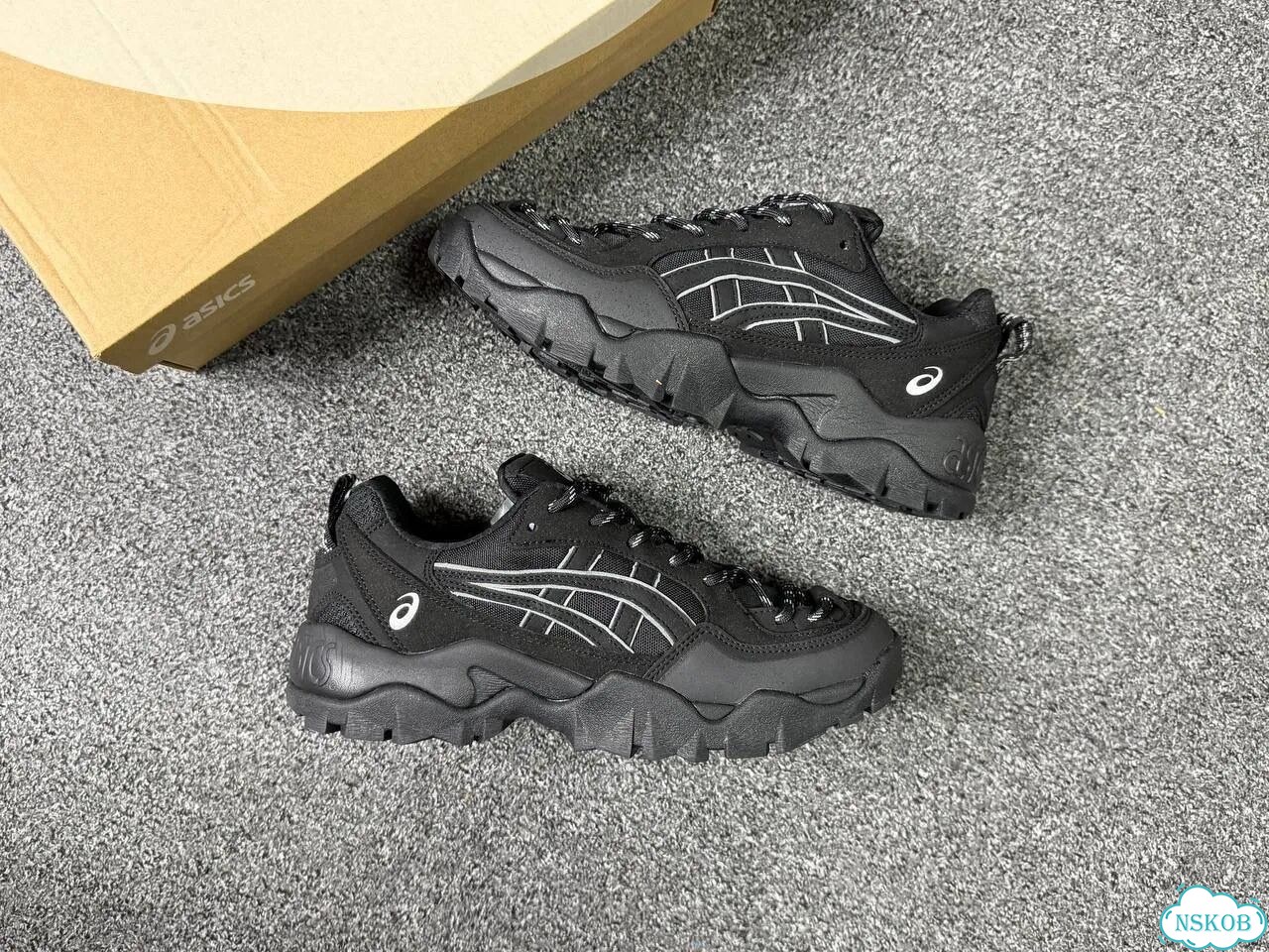 Кроссовки Asics Gel Pickax black фото 3