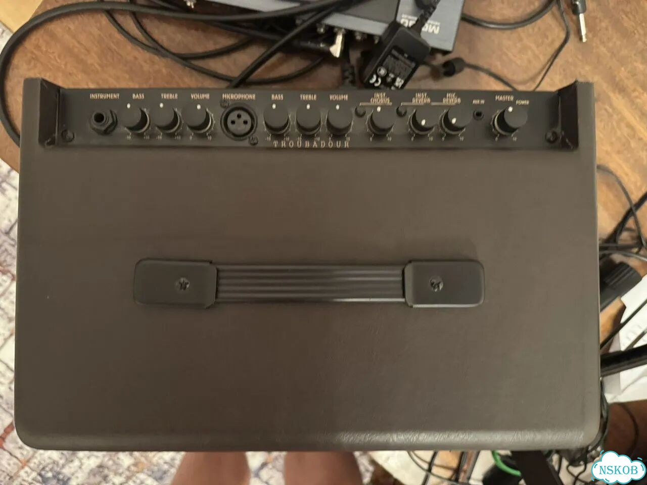 Комбоусилитель ibanez troubadour T30II-U фото 3