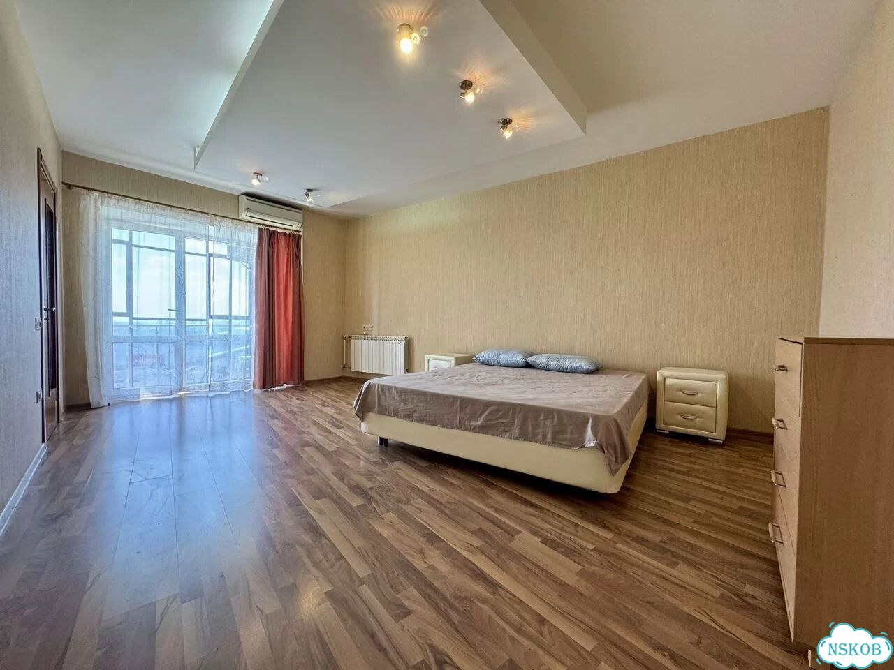 1-к. квартира, 52 м², 10/13 эт. фото 1