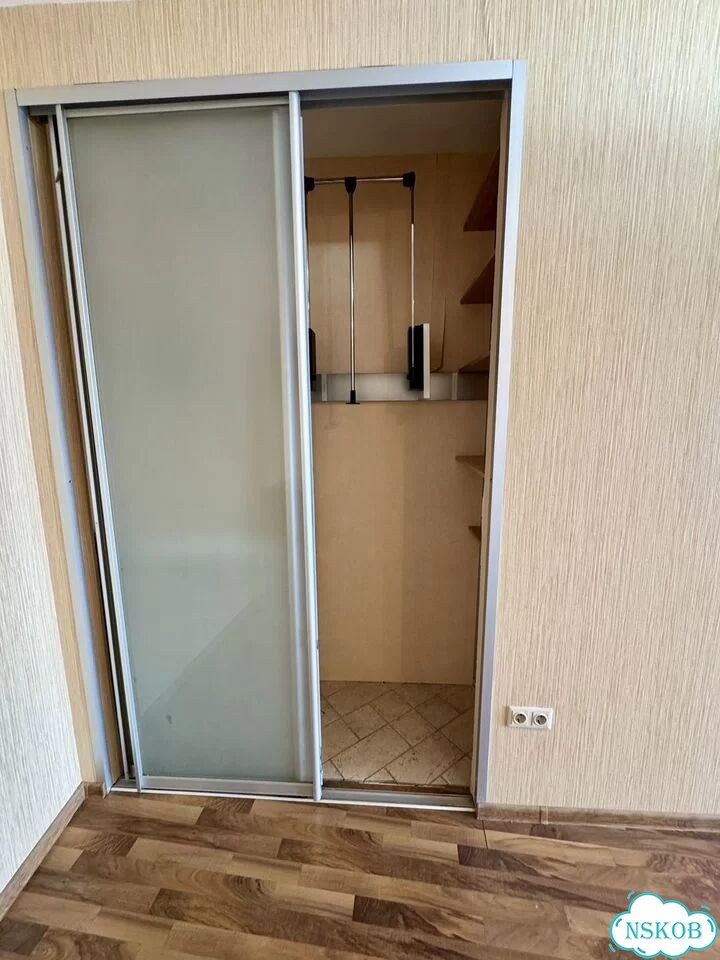 1-к. квартира, 52 м², 10/13 эт. фото 4