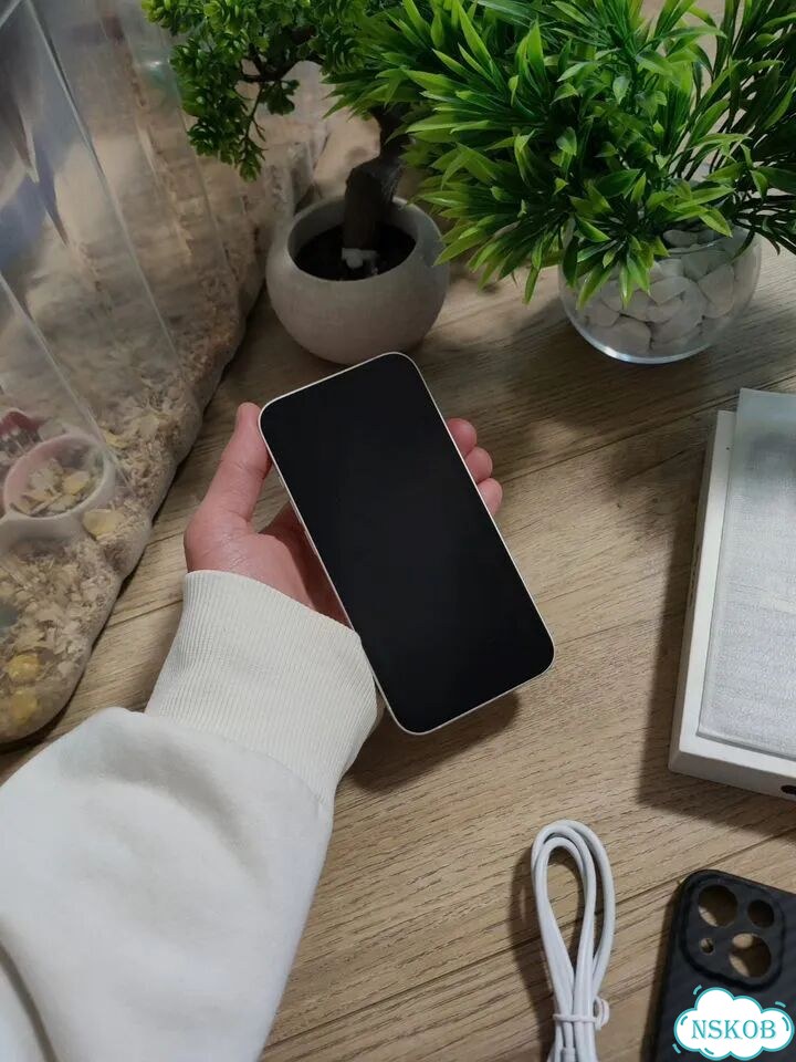 iPhone 13, 128 ГБ, SIM + eSIM фото 3