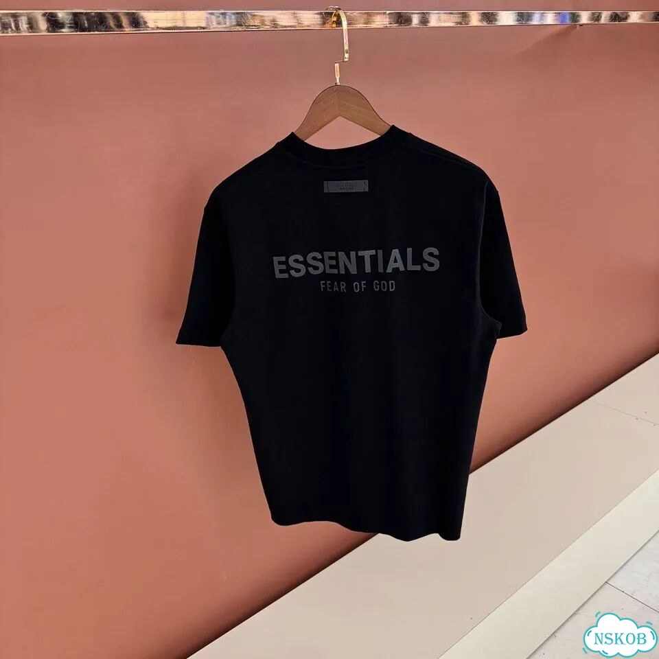 Футболка essentials фото 3