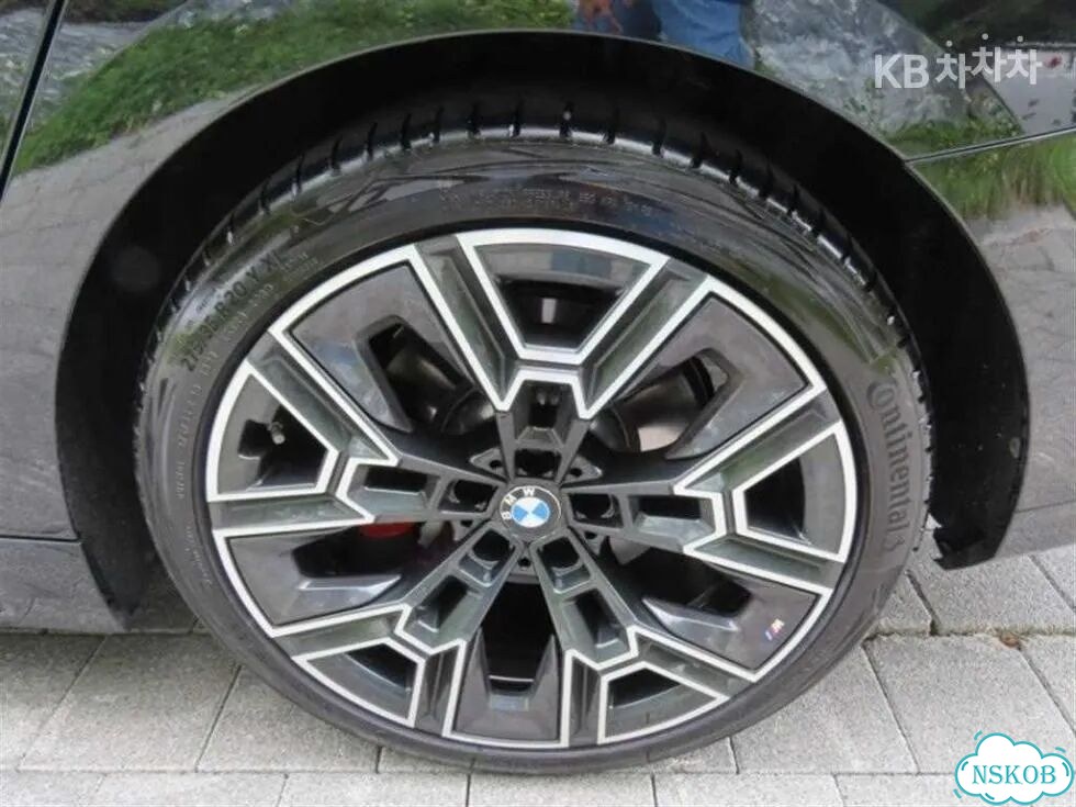 BMW 5 серия 2.0 AT, 2025, 12 500 км фото 18