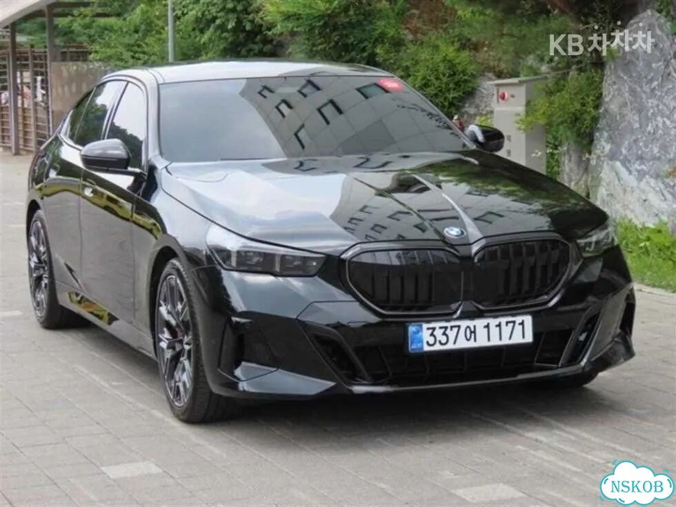 BMW 5 серия 2.0 AT, 2025, 12 500 км фото 3