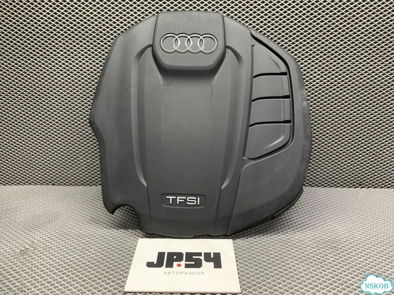 Крышка двигателя (декоративная) Audi Q5 8R cncd фото 1
