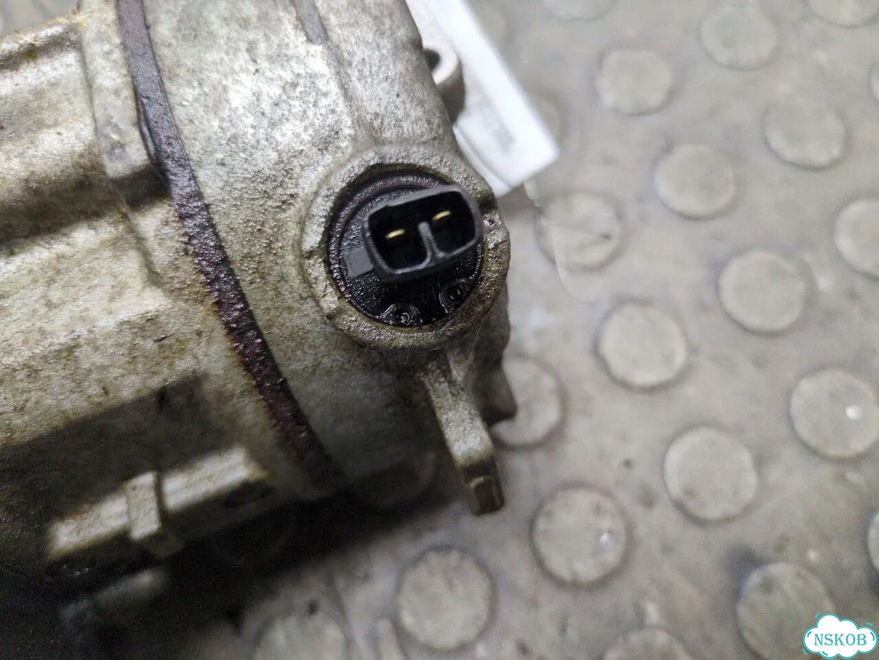 Компрессор кондиционера Opel Corsa D фото 4