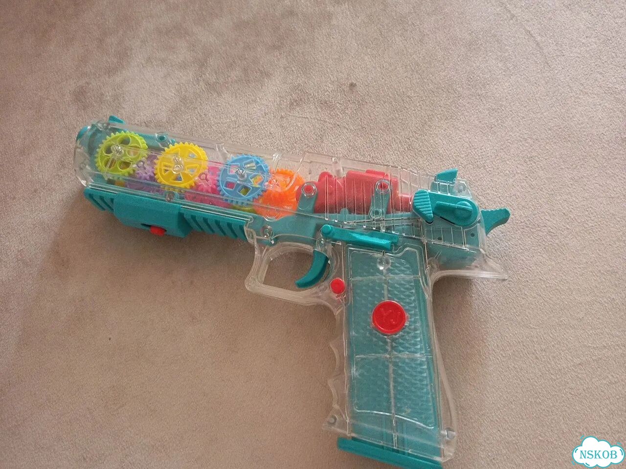 Игрушечный пистолет фото 2