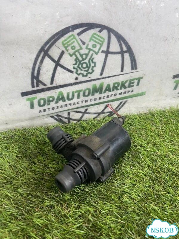 Помпа дополнительная BMW X5 E70 N52B30 2007 фото 1