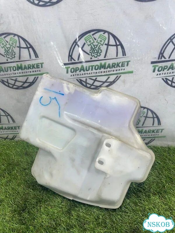 Бачок омывателя Land Rover Range Rover Sport L320 фото 1