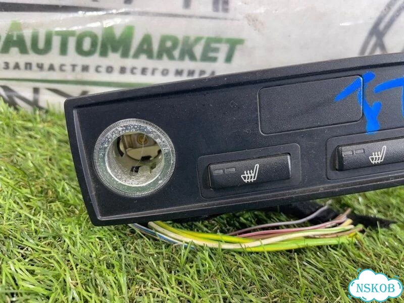 Кнопки подогрева сидений BMW X5 E53 M54B30 2003 фото 2