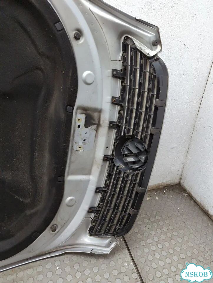 Капот Volkswagen Phaeton фото 10
