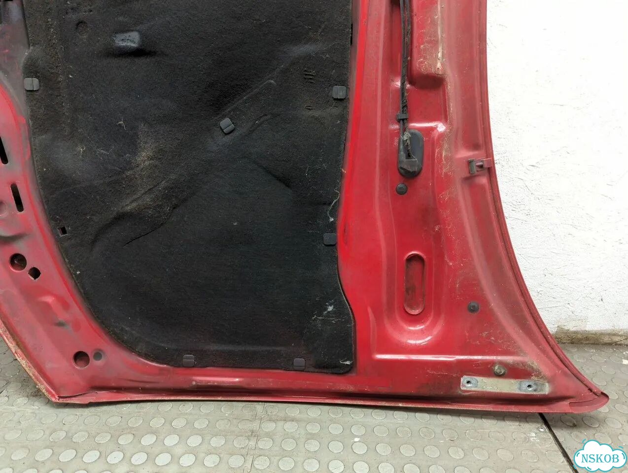 Капот Volkswagen Passat 5 фото 10