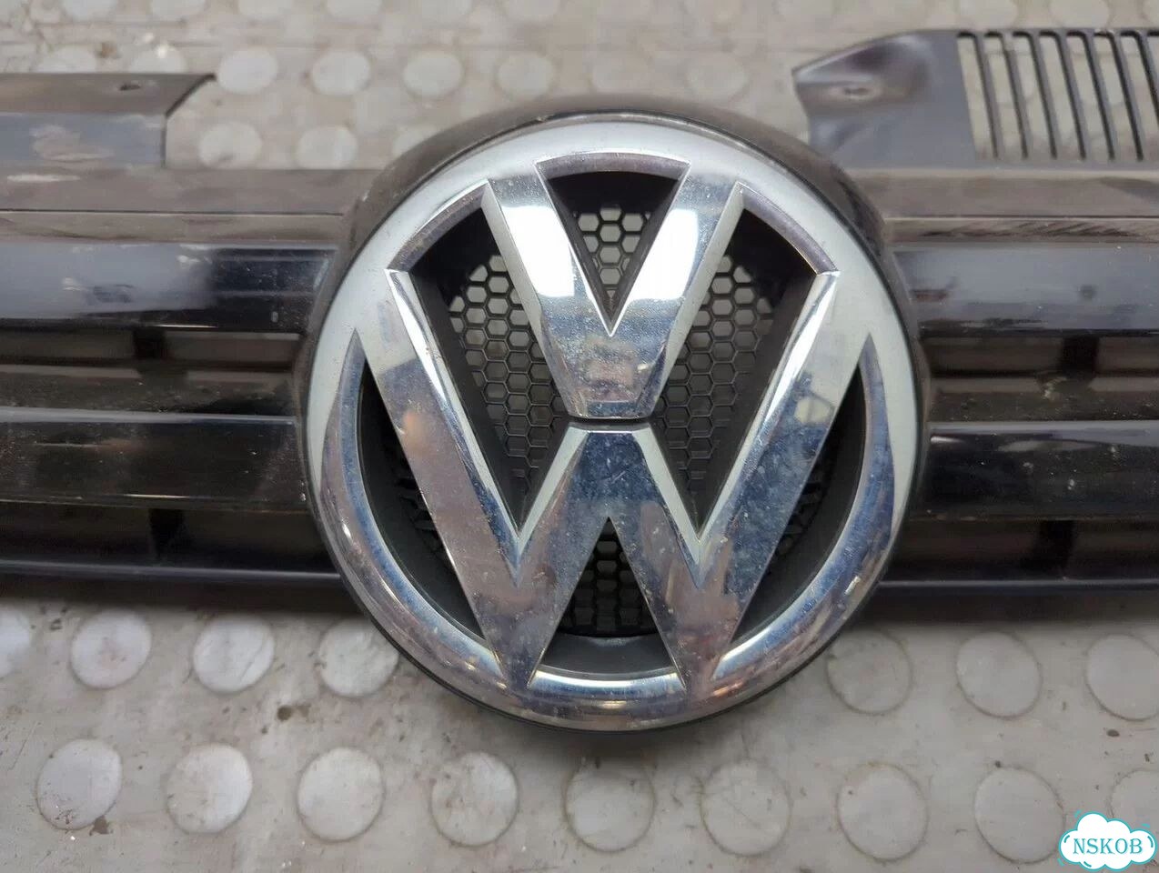 Решетка радиатора Volkswagen Golf 6 фото 3