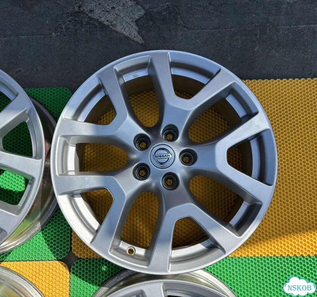 Литые диски Nissan 7×R18 5×114.3 фото 6