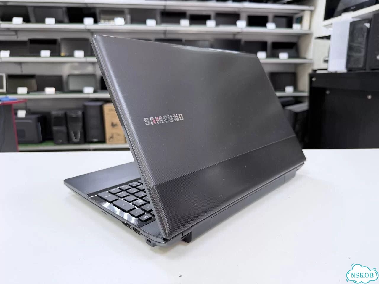Ноутбук Samsung NP300E5C Core i7 SSD 240Gb фото 7