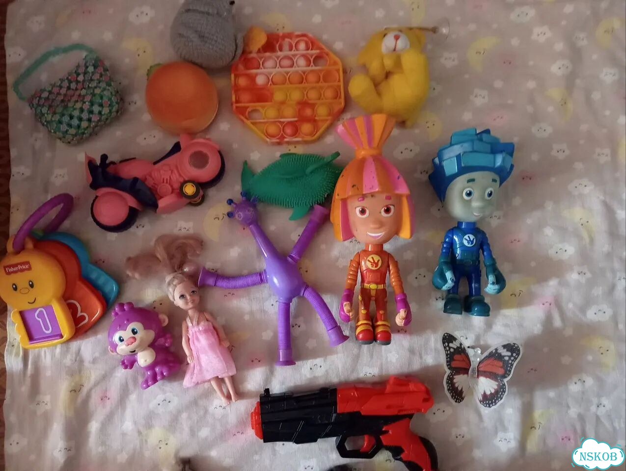 Коробка с игрушками фото 2