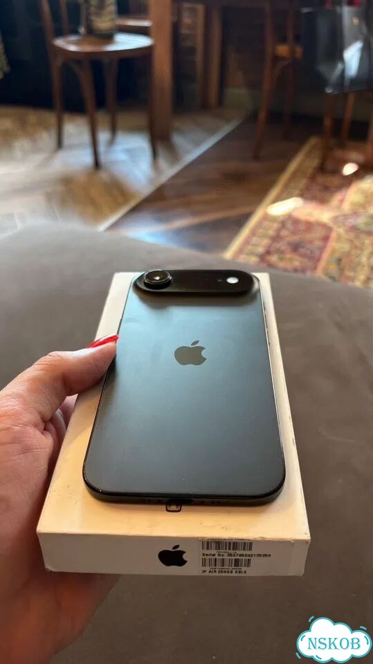 iPhone Air, 256 ГБ, eSIM фото 2