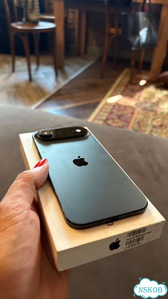 iPhone Air, 256 ГБ, eSIM фото 3