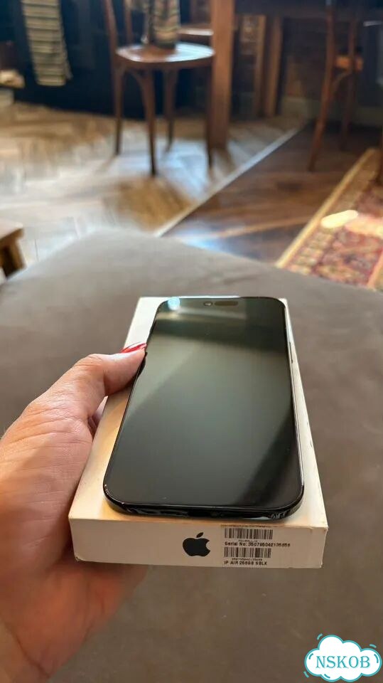 iPhone Air, 256 ГБ, eSIM фото 5