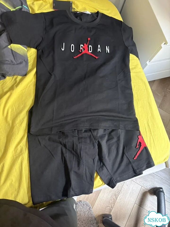 Jordan шоты и майка фото 1