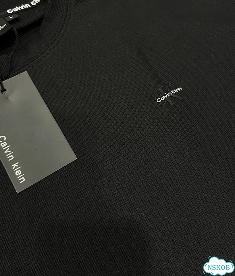 Шорты с футболкой Calvin Klein фото 3