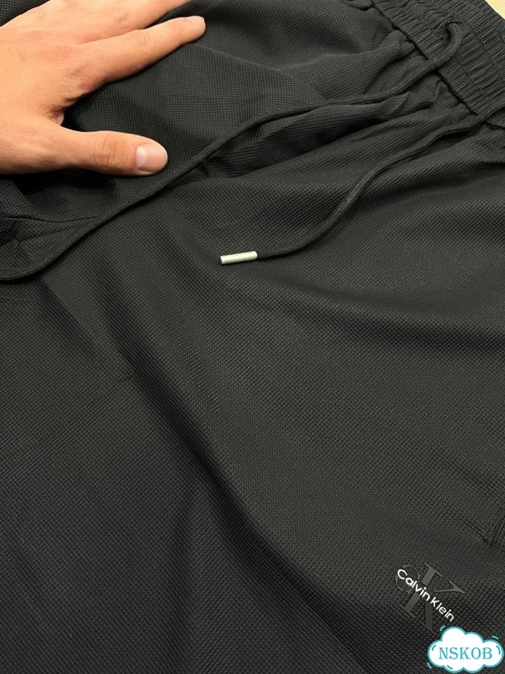 Шорты с футболкой Calvin Klein фото 5