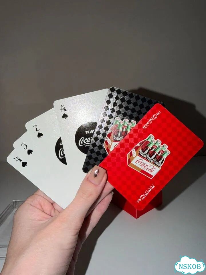 Карты игральные Coca-Cola и Miniso фото 5