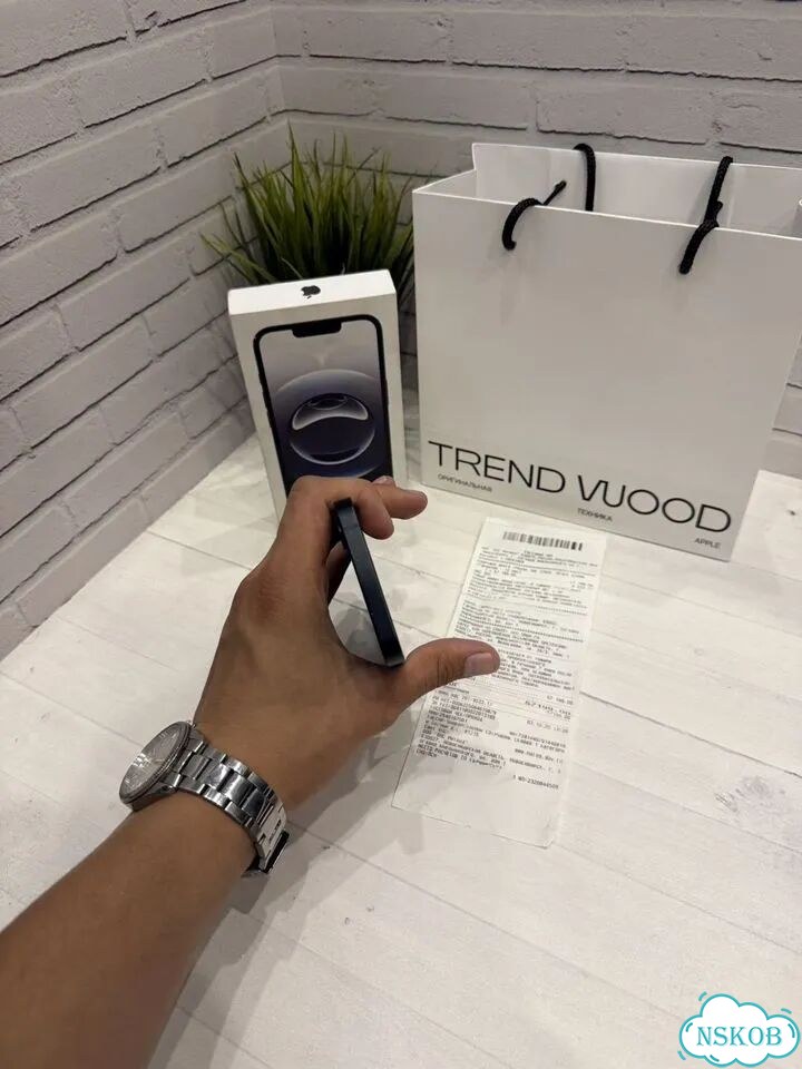 iPhone 16e, 128 ГБ, SIM + eSIM фото 5