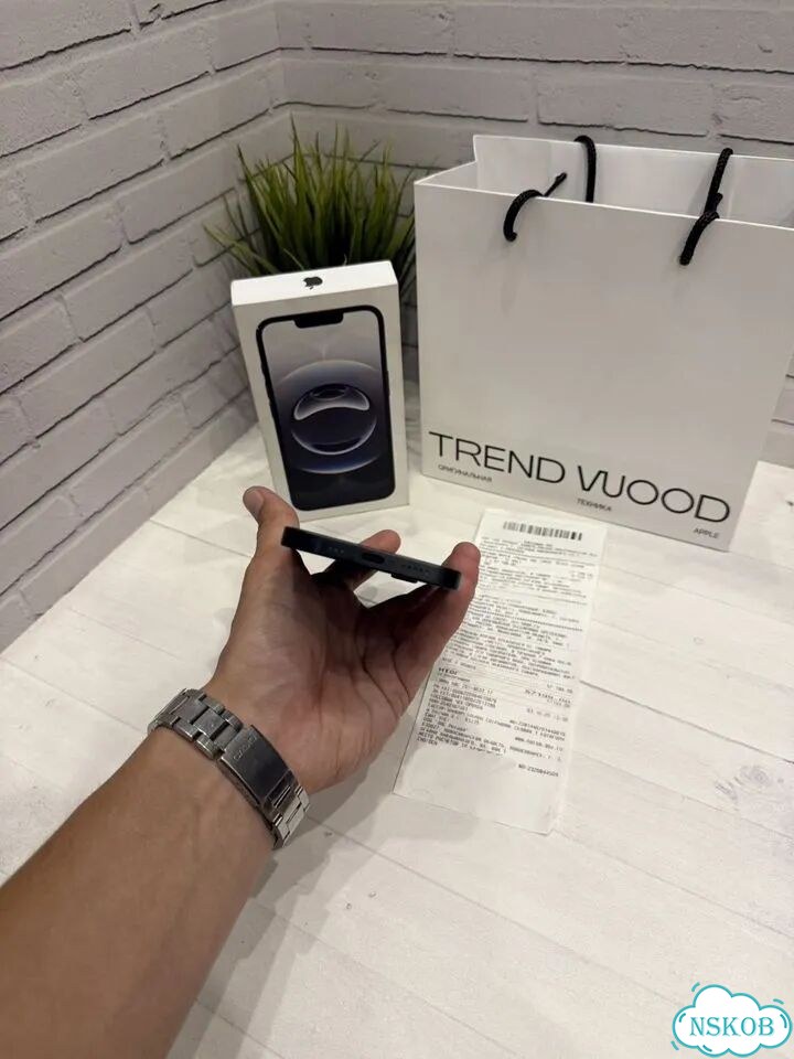 iPhone 16e, 128 ГБ, SIM + eSIM фото 6