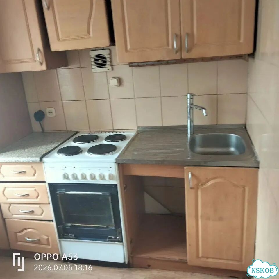 2-к. квартира, 43 м², 3/5 эт. фото 1