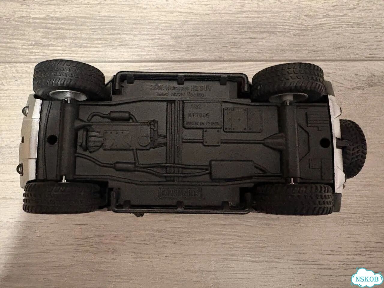 Модель Hummer H2 SUV фото 3