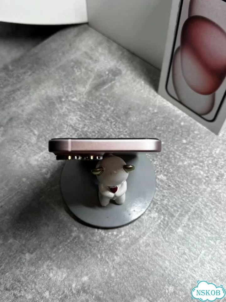 iPhone 15, 128 ГБ, SIM + eSIM фото 2