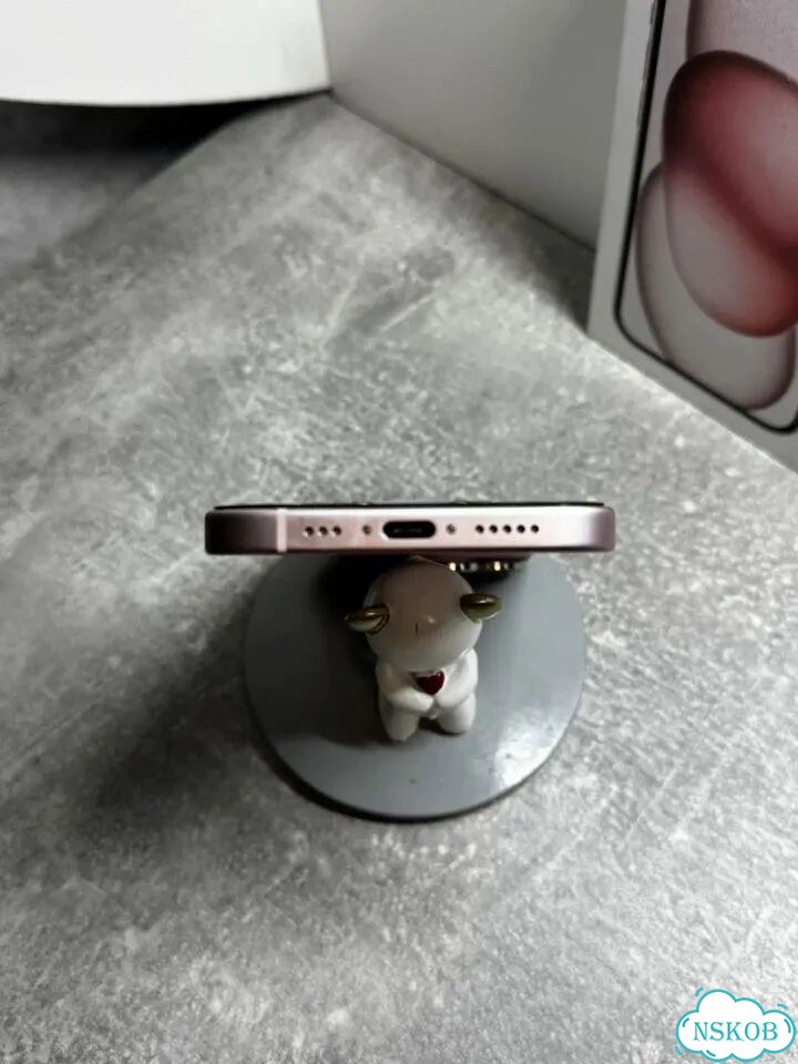 iPhone 15, 128 ГБ, SIM + eSIM фото 6