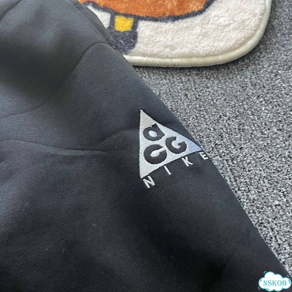 Шорты Nike Acg черные фото 4