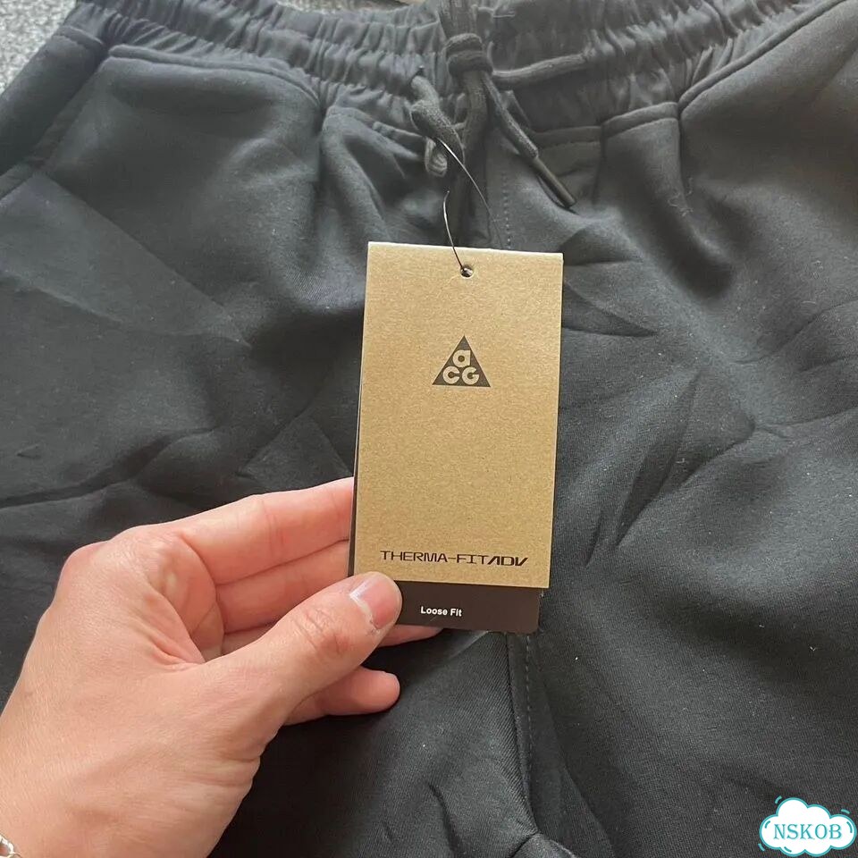 Шорты Nike Acg черные фото 6