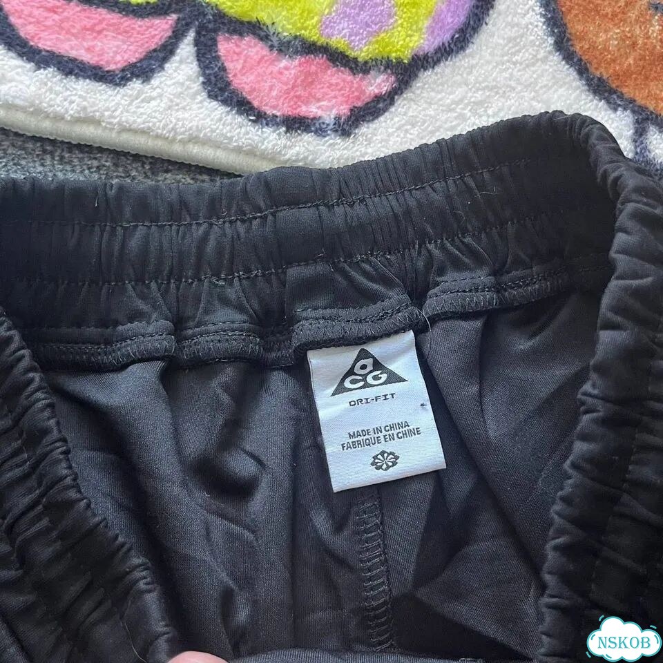 Шорты Nike Acg черные фото 8