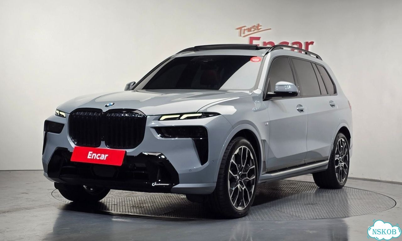 BMW X7 3.0 AT, 2024, 28 000 км фото 2