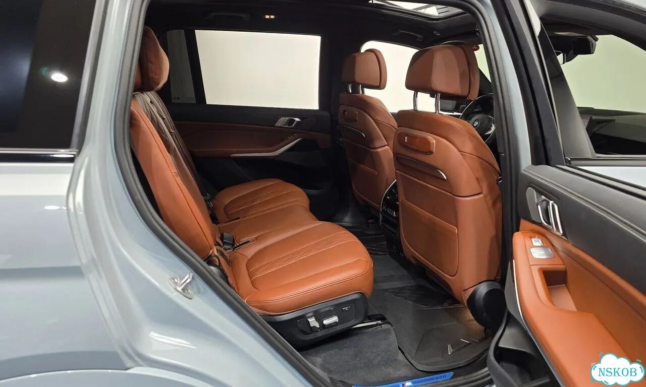 BMW X7 3.0 AT, 2024, 28 000 км фото 28