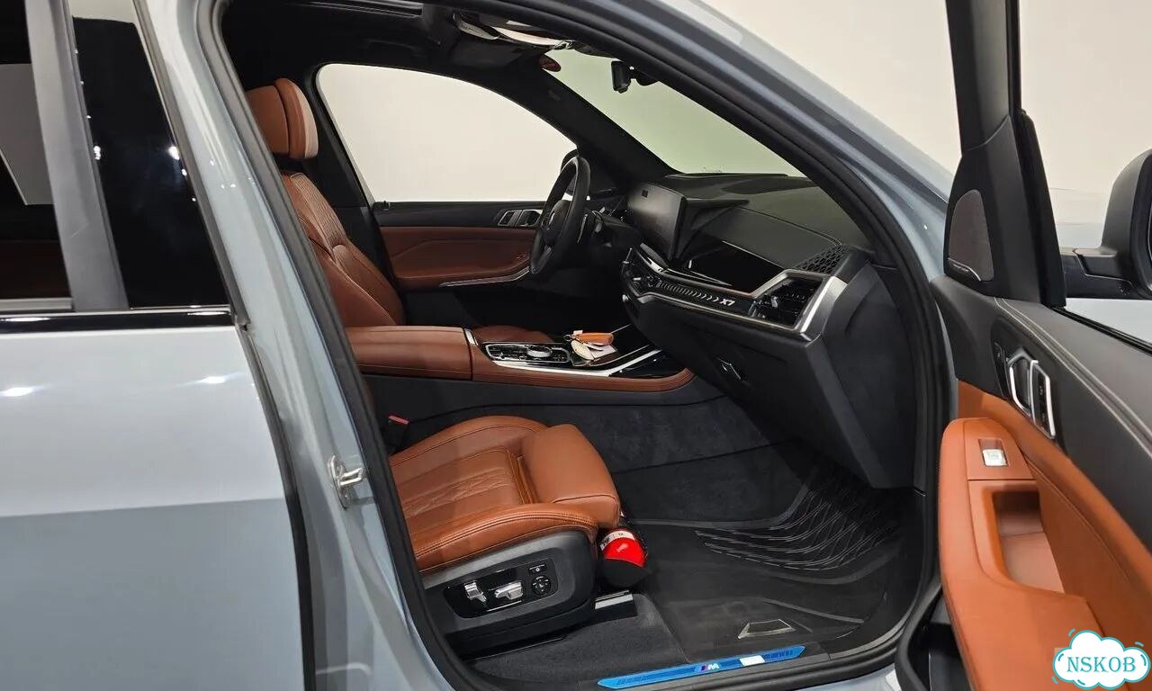 BMW X7 3.0 AT, 2024, 28 000 км фото 35
