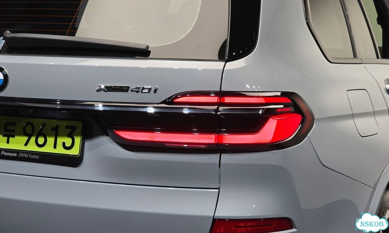 BMW X7 3.0 AT, 2024, 28 000 км фото 6