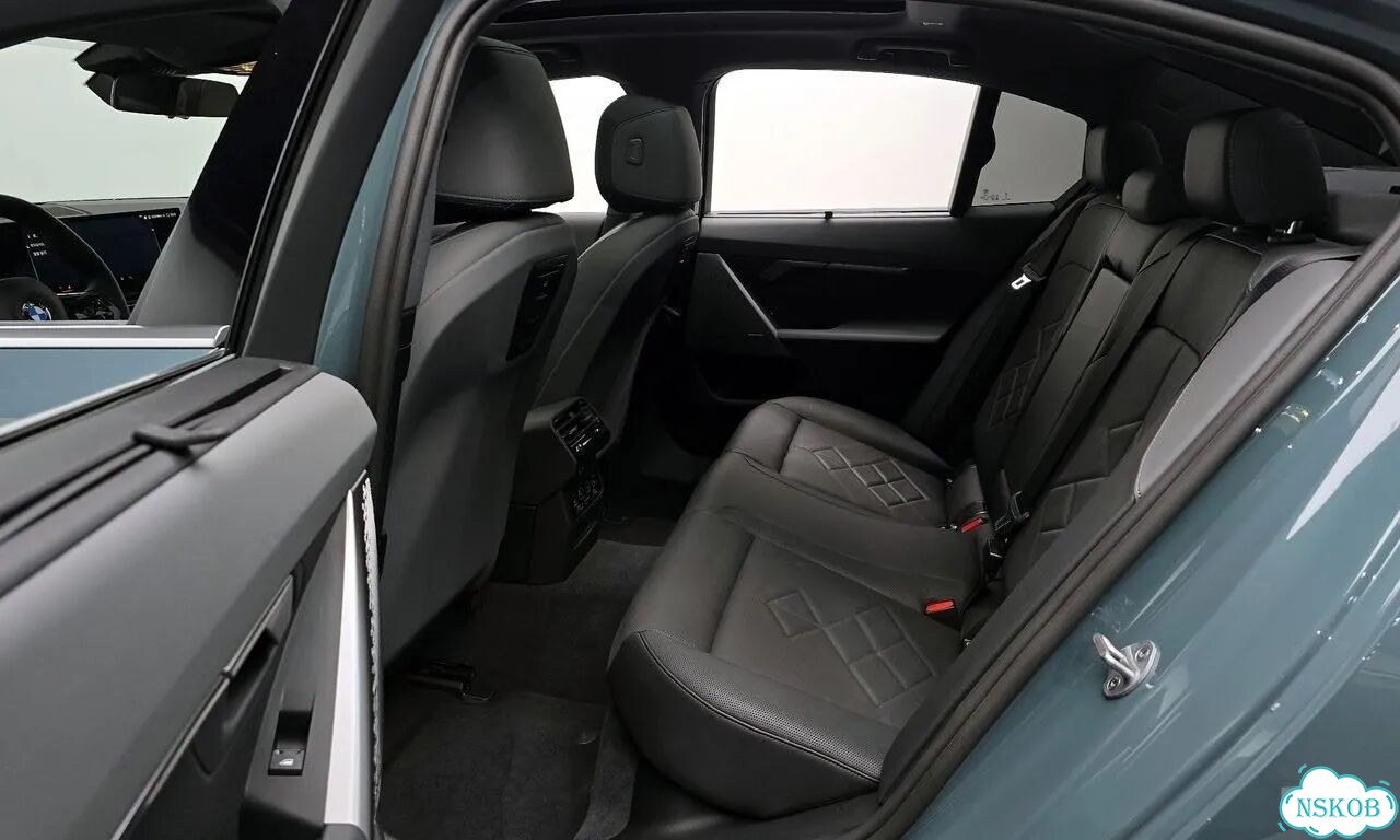 BMW 5 серия 2.0 AT, 2025, 8 200 км фото 10