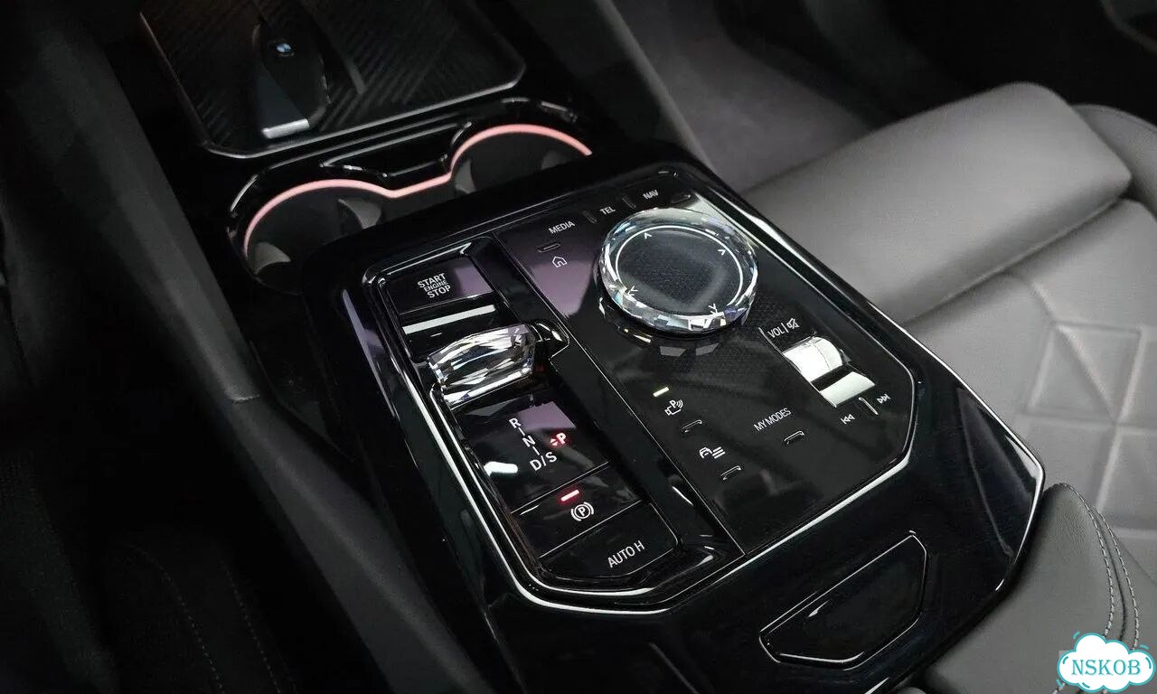 BMW 5 серия 2.0 AT, 2025, 8 200 км фото 17