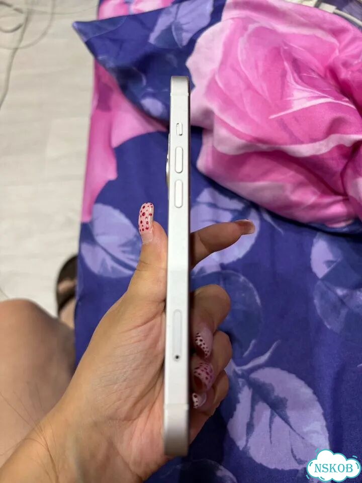 iPhone 13, 256 ГБ, 1 SIM фото 3
