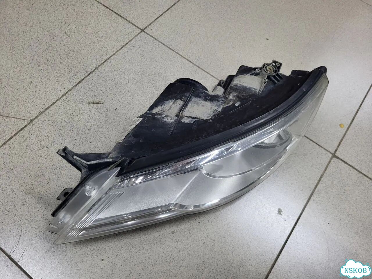 Фара левая Volkswagen tiguan 2008-2011 5n1941031p фото 3