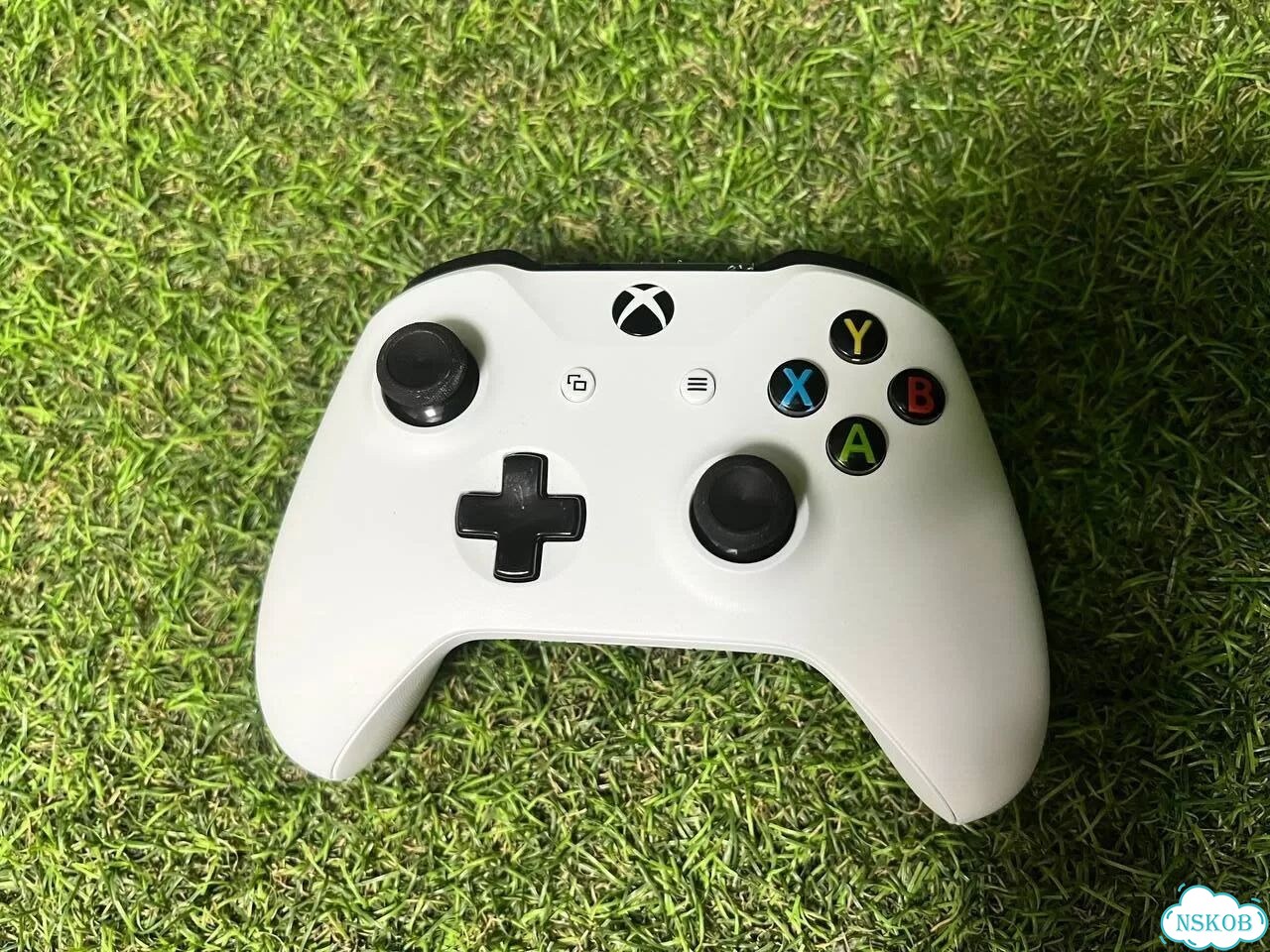Геймпад Microsoft для Xbox One/Xbox Series S(вш) фото 1